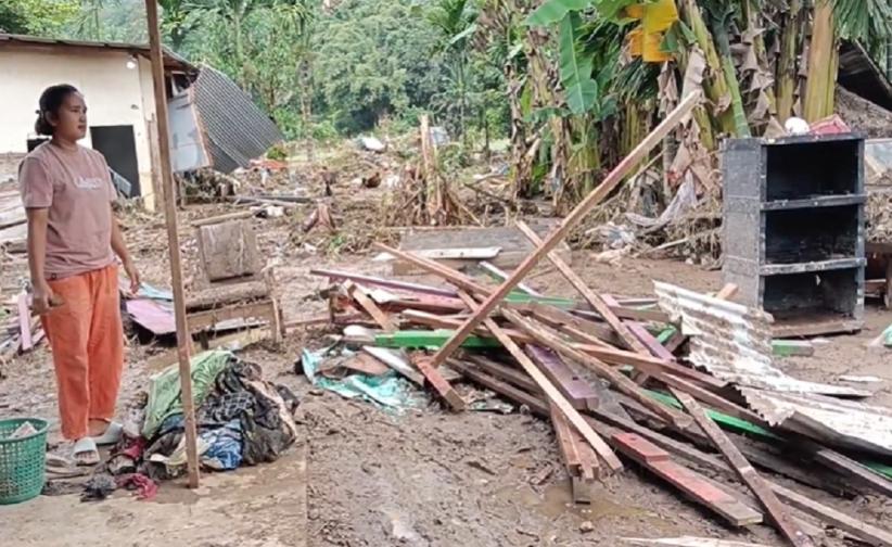 banjir_bandang_tanah_datar