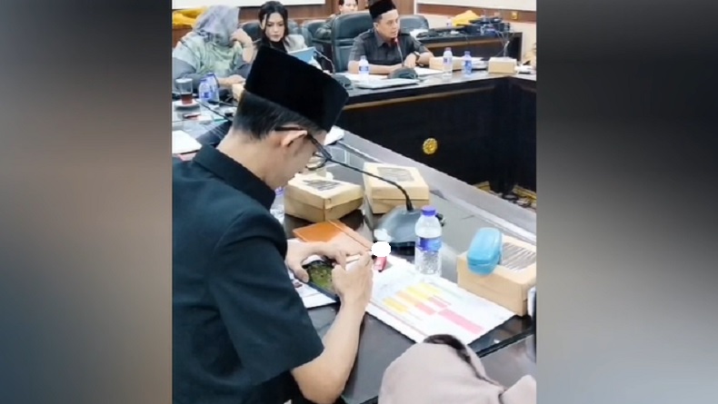 dprd_jember