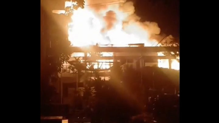 Kebakaran Hebat Kantor Bupati Bulungan – Sejumlah Ruangan Ludes Dilalap Api