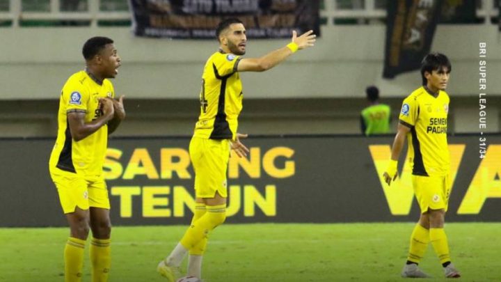 Solving Problems: Jadwal Semen Padang vs Persebaya di Super League, Main Jam Berapa dan di Mana?