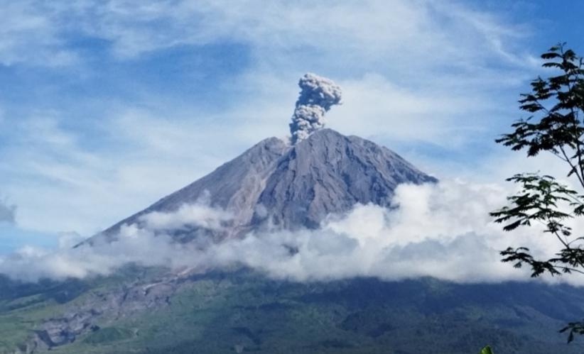 semeru_erupsi