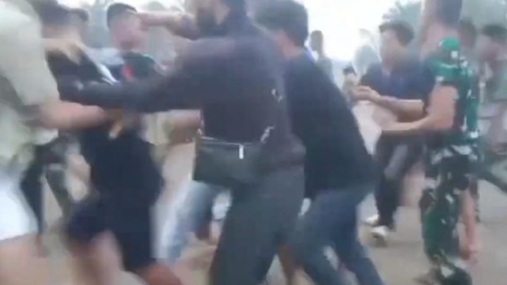 Topics Covered: Duduk Perkara Anggota TNI Bentrok dengan Warga di Lampung Utara