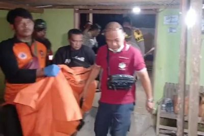 Historic Moment: Sragen Gempar! Siswi SD Berseragam Pramuka Tewas dalam Rumah, Ibu Histeris