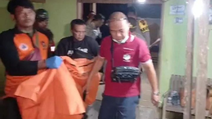 Historic Moment: Sragen Gempar! Siswi SD Berseragam Pramuka Tewas dalam Rumah, Ibu Histeris