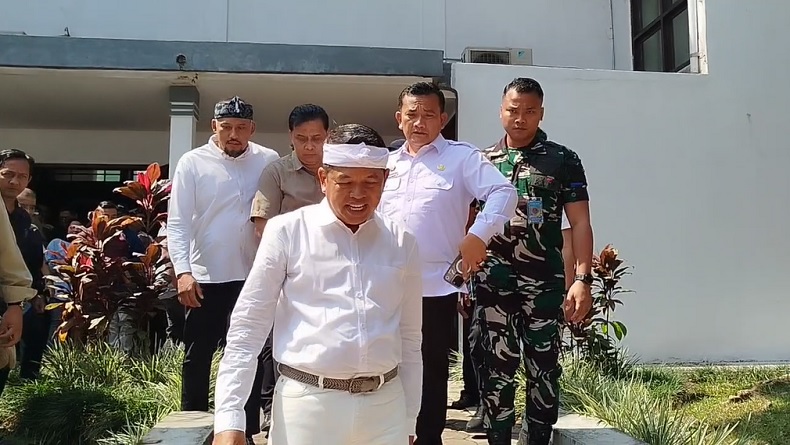 gubernur_jabar_dedi_mulyadi_kdm