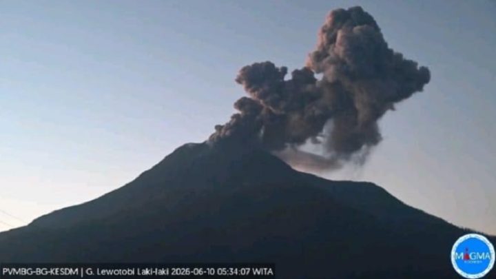 Gunung Lewotobi Laki-Laki Kembali Semburkan Abu 1.000 Meter – Status Siaga