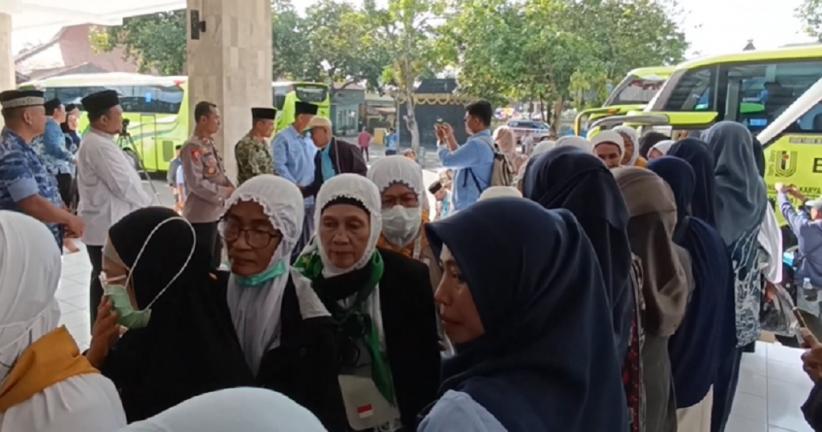 jemaah_haji_pulang