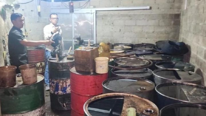 Gerebek Gudang BBM Ilegal di Bangka Barat – Polisi Sita 8.000 Liter Solar dan Tangkap 3 Pelaku