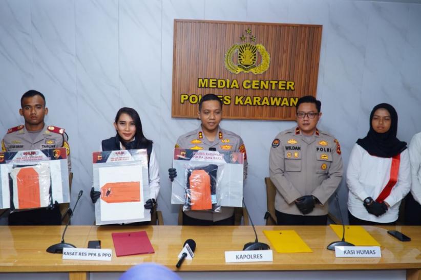 polres_karawang_video_viral_pesta_gay-1