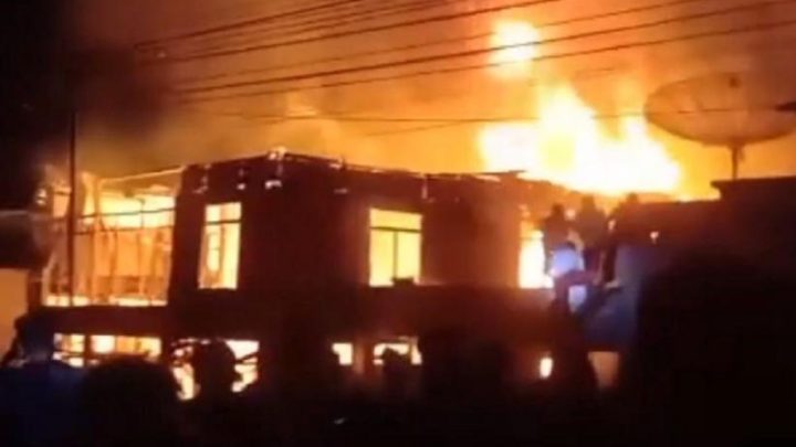 Kebakaran Rumah Orang Tua Mantan Pj Bupati Kerinci – Diduga Akibat Korsleting Listrik