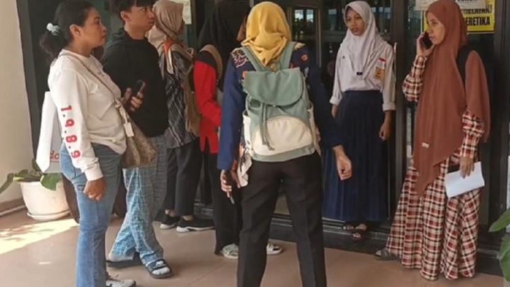 Gaduh SPMB di Jabar, Pakar Sebut Kebijakan Sekolah Maung Picu Tsunami Pendidikan